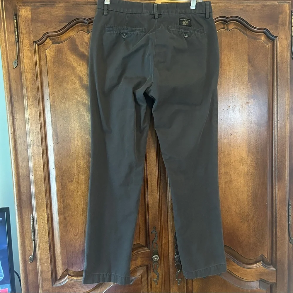 Banana Republic Men's Straight Fit Emerson Chino Sharp Grey Size 30x30
